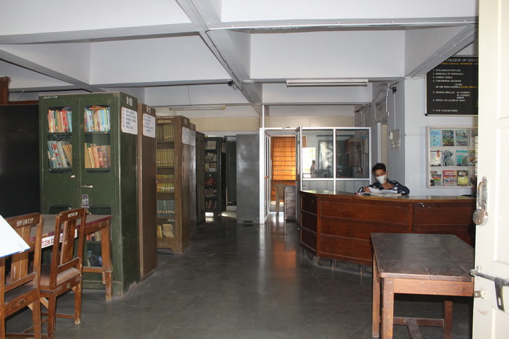 Library Spacious Room